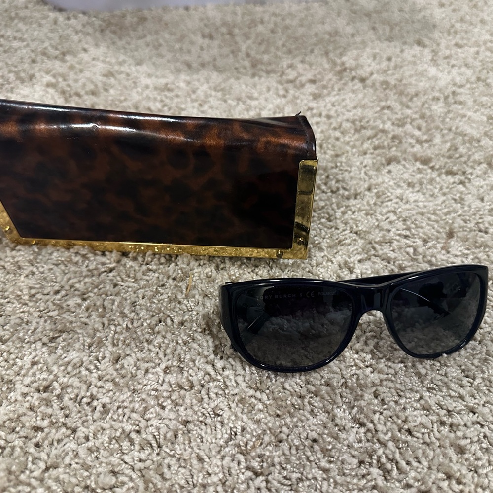 Tory Burch Black Sunglasses with Tortoise Shell Case